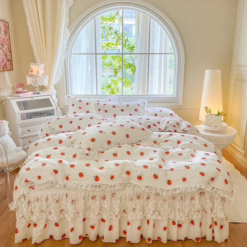 DecorBites™ French Lace Ruffles Seersucker Bed Set: 4Pcs Princess Bedding Quilt Cover