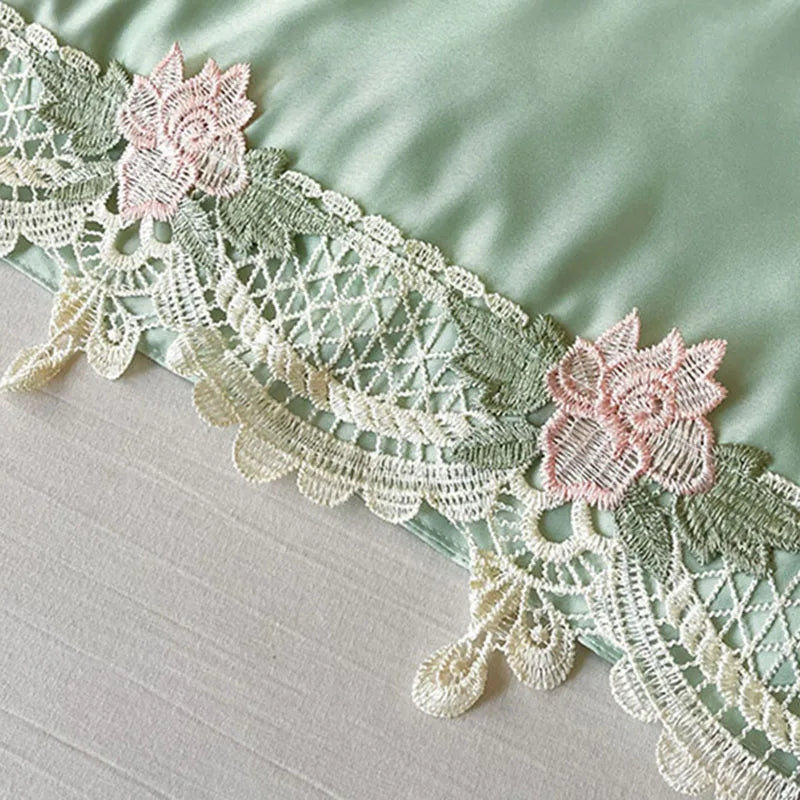 DecorBites™ Lace Edge Flowers Embroidery Cool Blanket for Bed - Machine Washable Summer Quilt