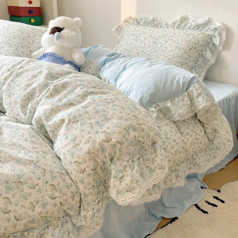DecorBites™ Korean Lace Ruffles Bedding Set with Bed Skirt, Soft Skin-Friendly Material