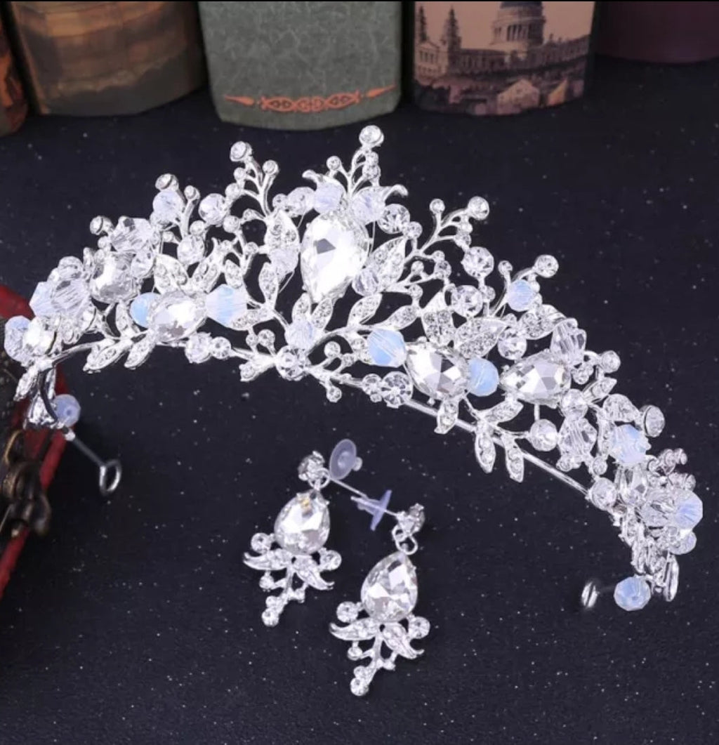 Silver & Light Blue Princess Tiara – Queen Headdress for Bridal or Cosplay