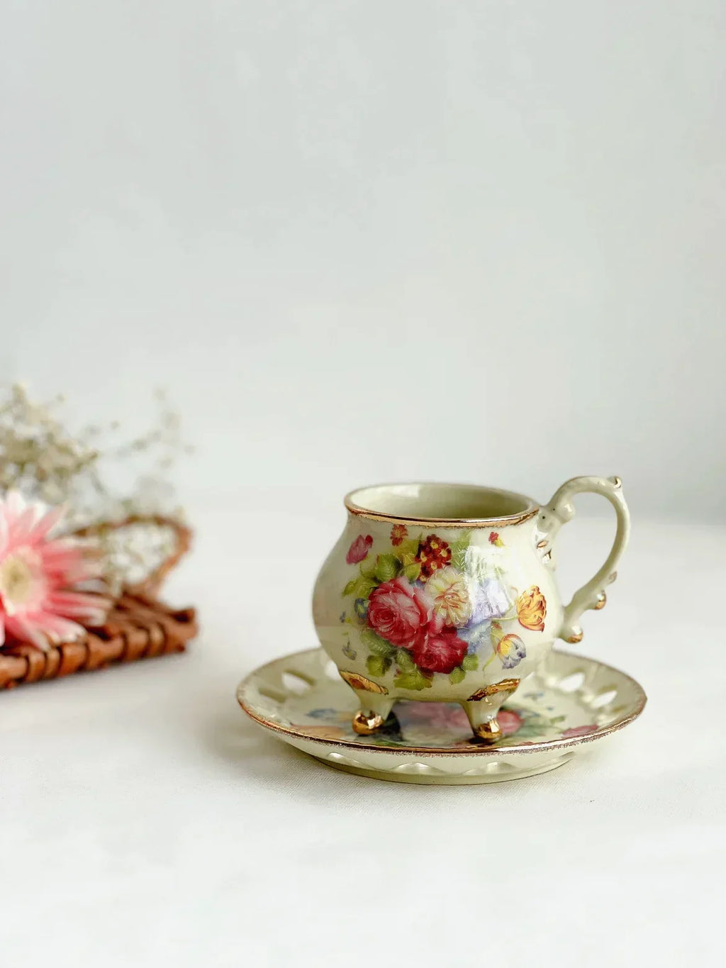 DecorBites™ Court Style Latte & Cappuccino Cup Set with Saucer, Tea Cup Set