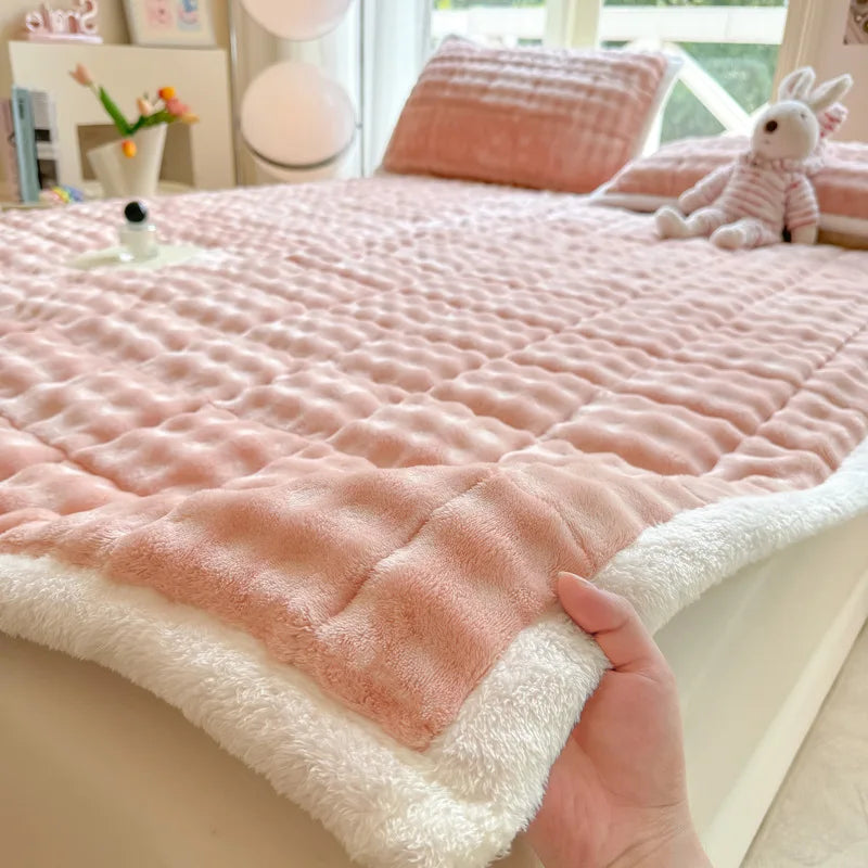 DecorBites™ Cozy Faux Rabbit Fur Quilted Mattress: Super Soft Warm Tatami Mat for Home