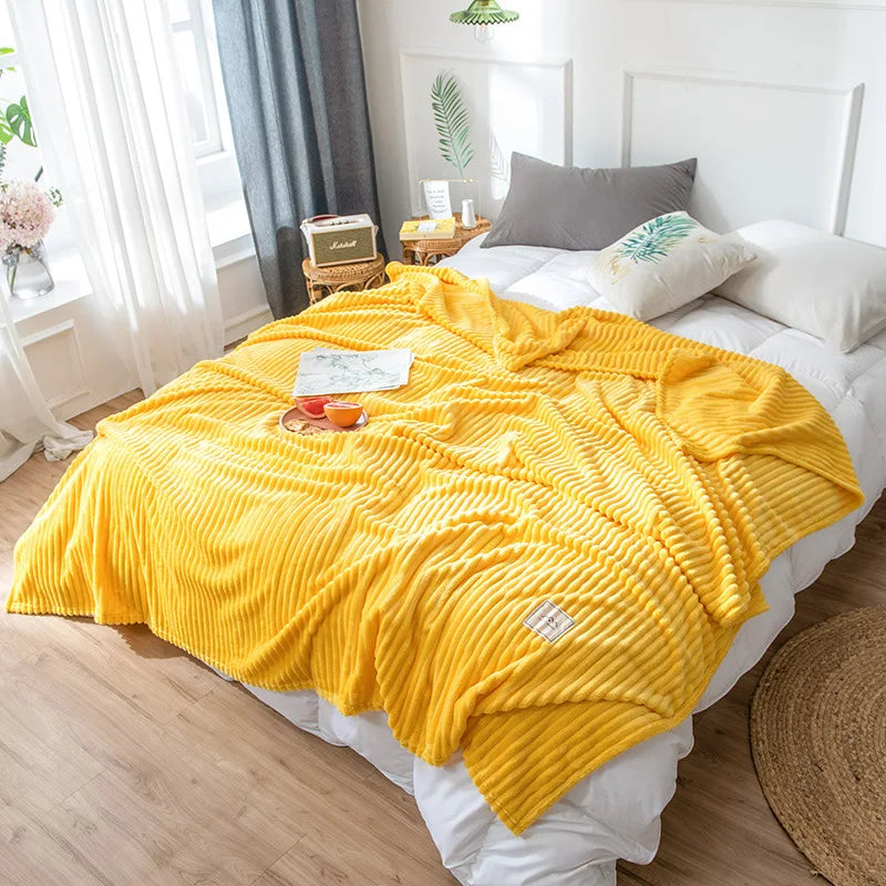 DecorBites™ Cozy Hug Blanket - Soft Sweatshirt Throw for Sofa & Bed