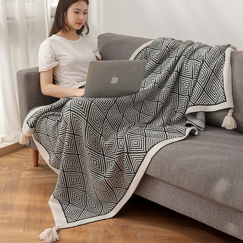 DecorBites™ Geometric Tassel Blanket - Nordic Style Sofa Throw and Bohemian Decor Rug