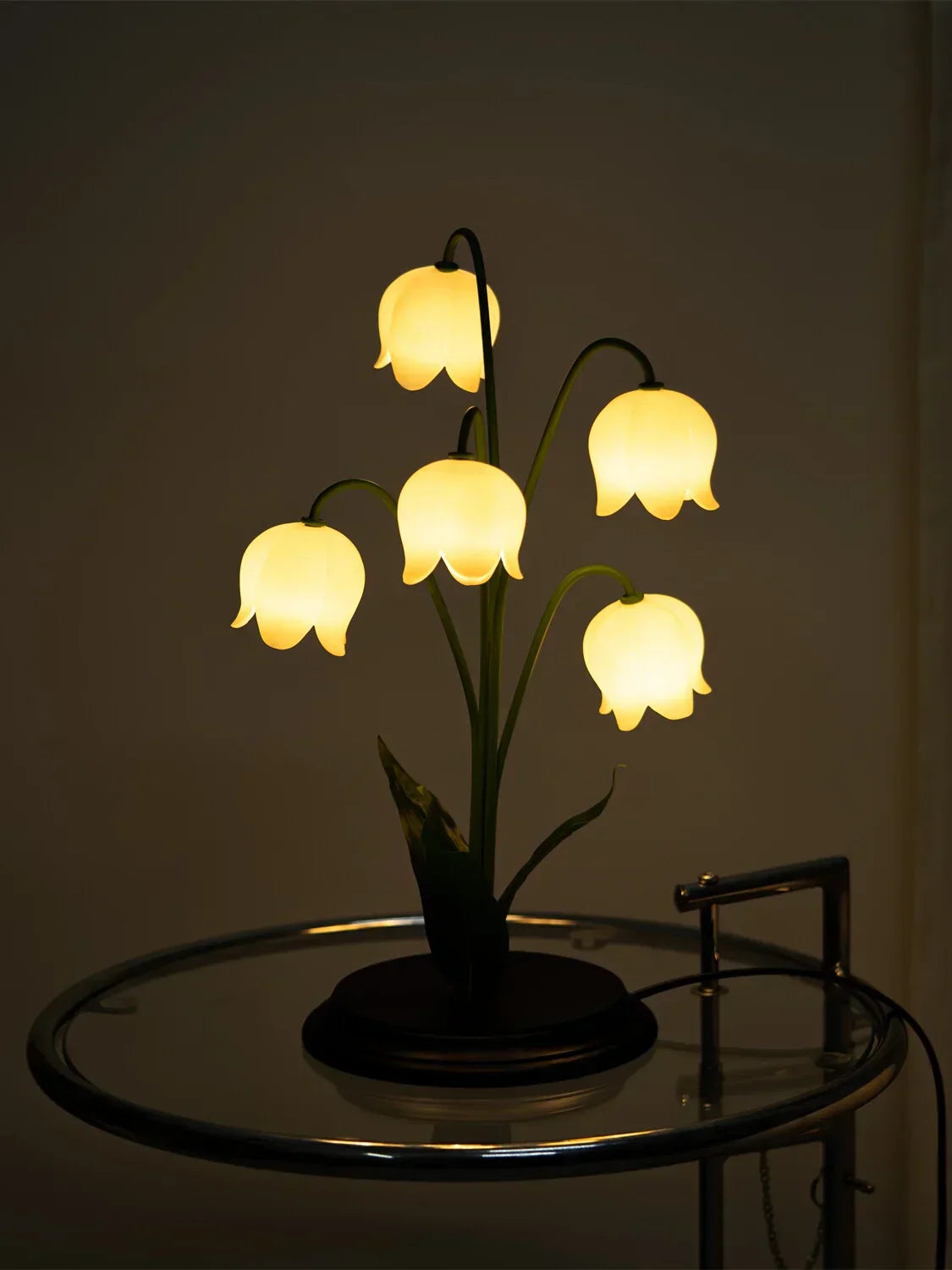DecorBites™ LED Flower Table Lamp - Decorative Desk Light for Bedroom, Living Room, Study