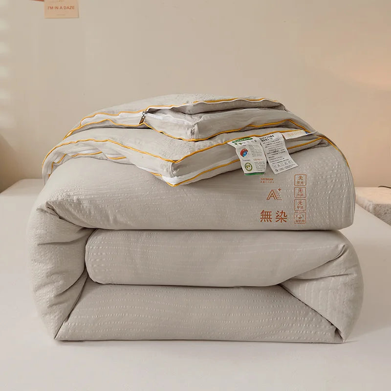 DecorBites™ Cozy Soy Fiber Quilt: Soft, Warm, and Skin-friendly Bedding Solution