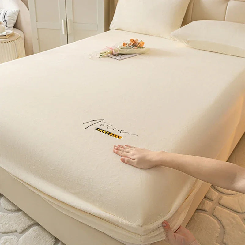 DecorBites™ Cozy Velvet Fitted Sheet: Thick Warm Bed Cover for Bedroom Living Room