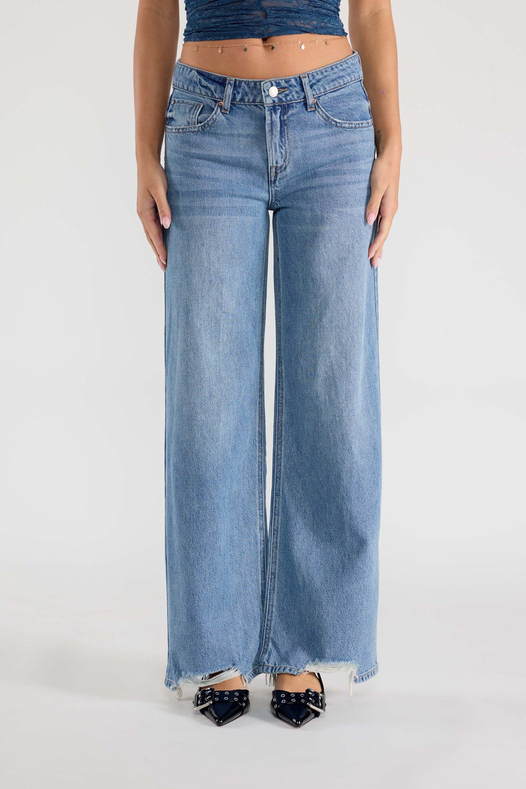 Low Waist Baggy Wide Leg Jeans with Chewed Hem