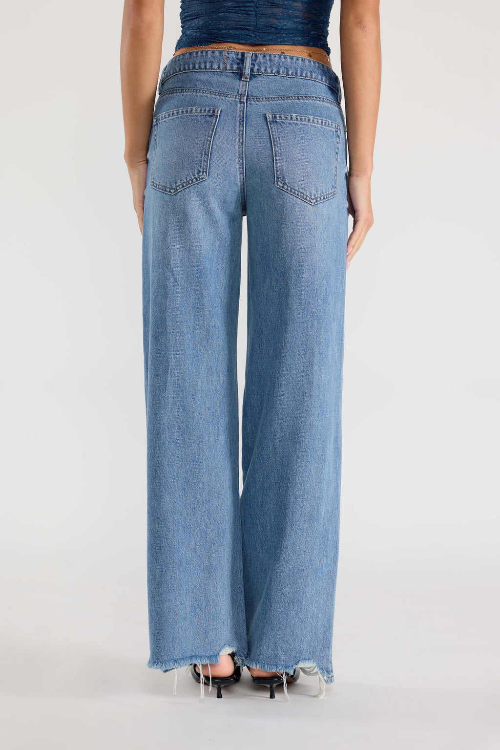 Low Waist Baggy Wide Leg Jeans with Chewed Hem