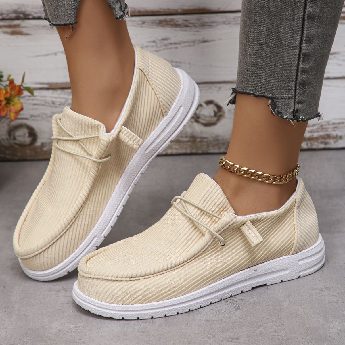 Round Toe Canvas Flats Boots