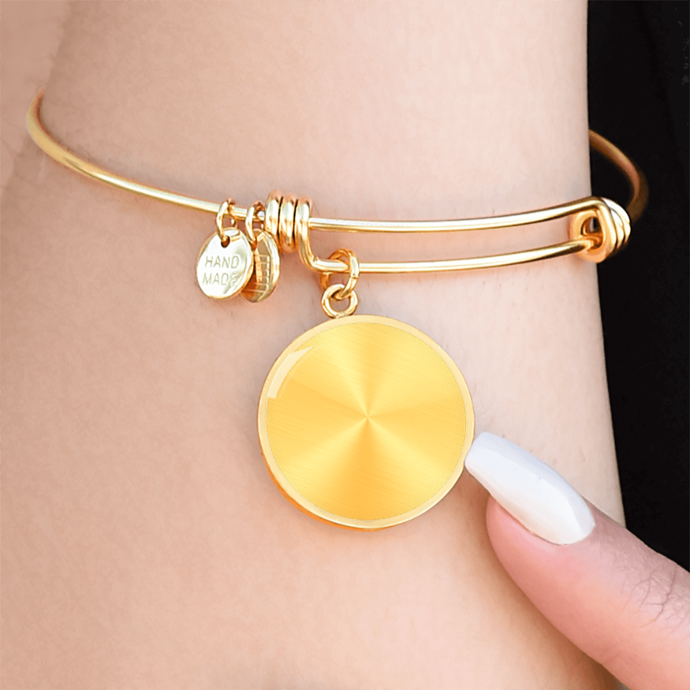 Personalized Luxury Circle Bangle Bracelet – Custom Engraved Keepsake Gift for Her (Silver or Gold)