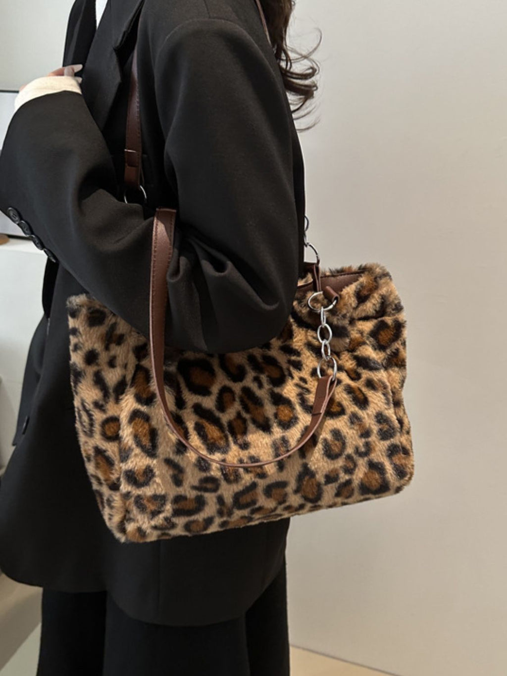 Leopard Faux Fur Shoulder Bag - Animal Print Handbag for Women