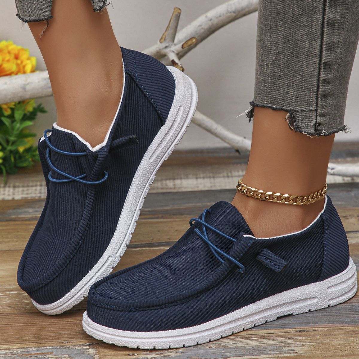 Round Toe Canvas Flats Boots