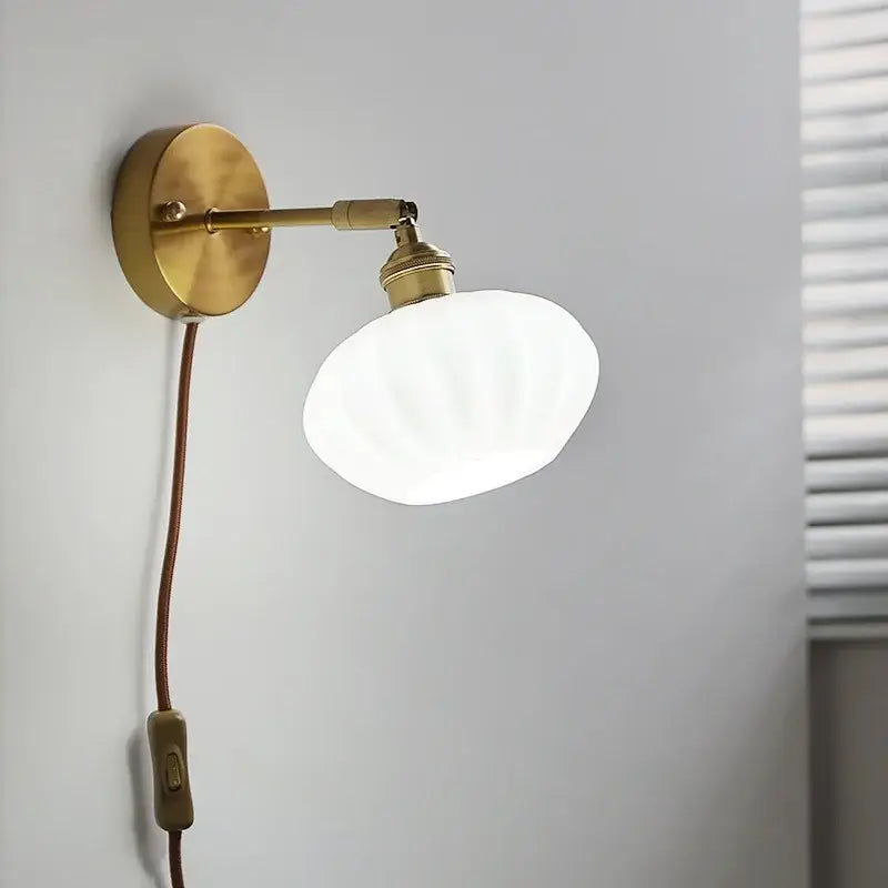 Brass ribbed ceramic led wall sconce lamp for bedroom mirror lighting
