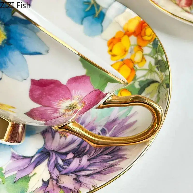 Brilliant flowers pattern porcelain teacup and saucer dining room set