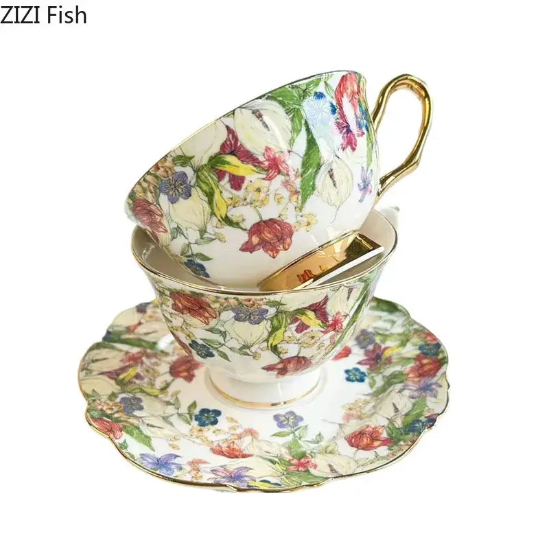 Brilliant flowers pattern porcelain teacup and saucer dining room set