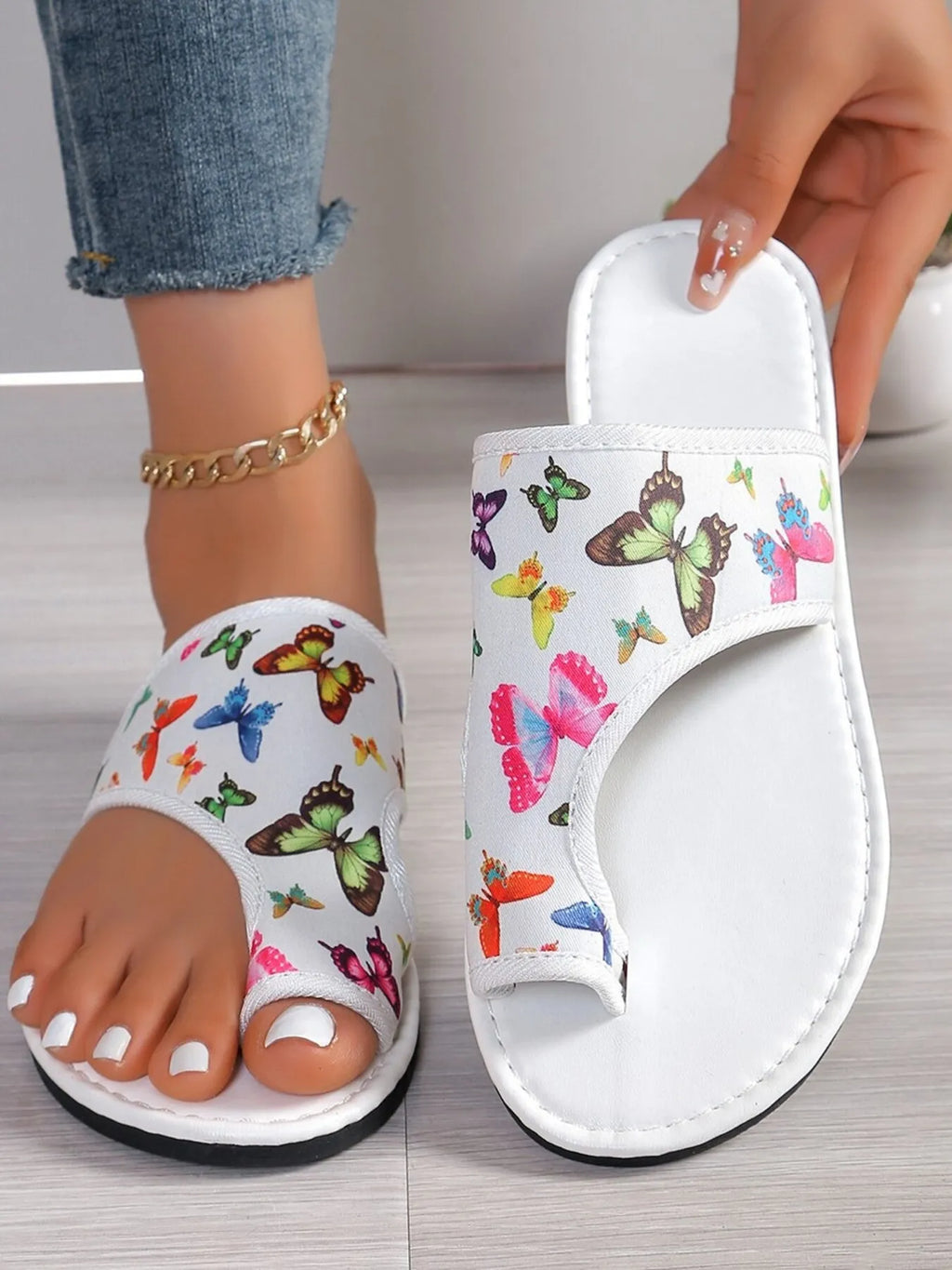 Butterfly Print Comfort Slide Sandals