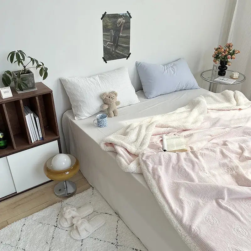 Camellia jacquard lamb wool mint & white cozy blanket bedroom quilt