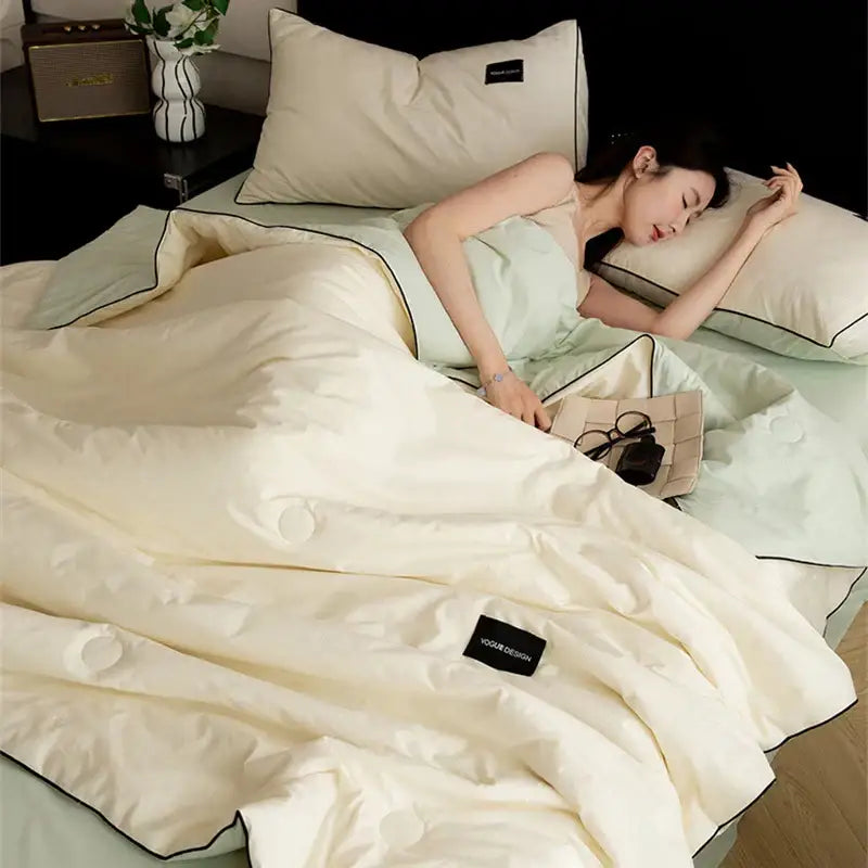 Cream and black ice cream cool feel summer quilt bedroom set