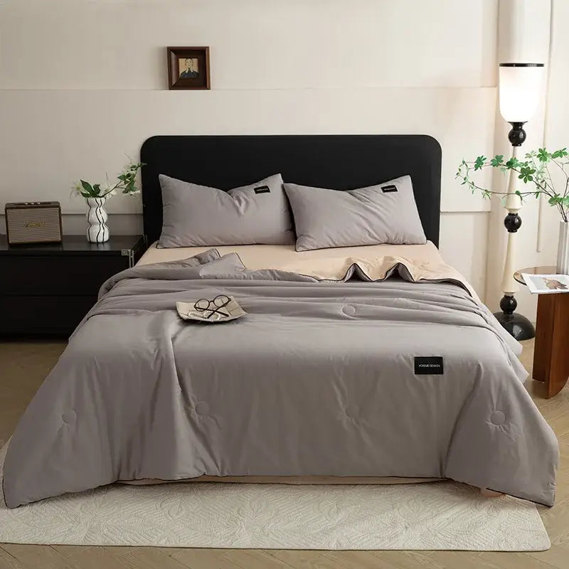 Cream and black ice cream cool feel summer quilt bedroom set