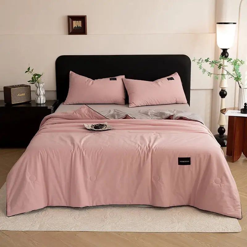 Cream and black ice cream cool feel summer quilt bedroom set