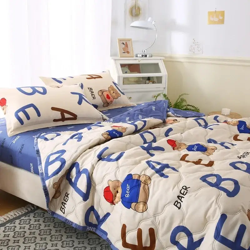 Cream bear quilt and pillowcase set bedroom bedding set