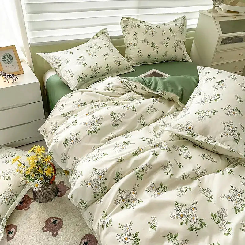 Cream floral cartoon printed bedding set for bedroom green accents