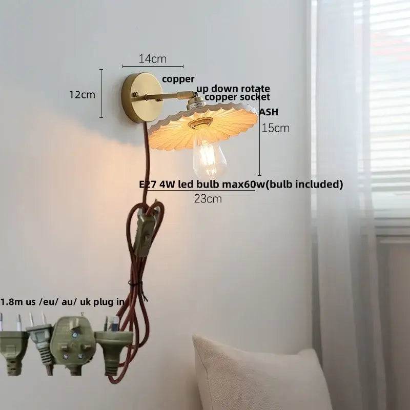 Vintage scalloped brass and glass wall lights living room sconce