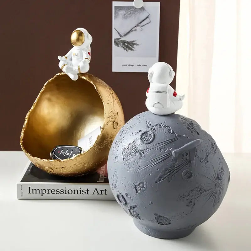 Modern white & silver decorbites astronaut figurine living room decor