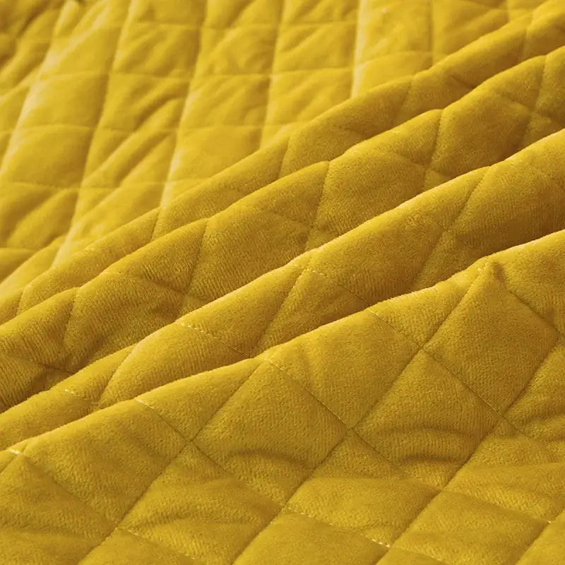 Black gold luxury crystal velvet bedding set bedroom quilted lace