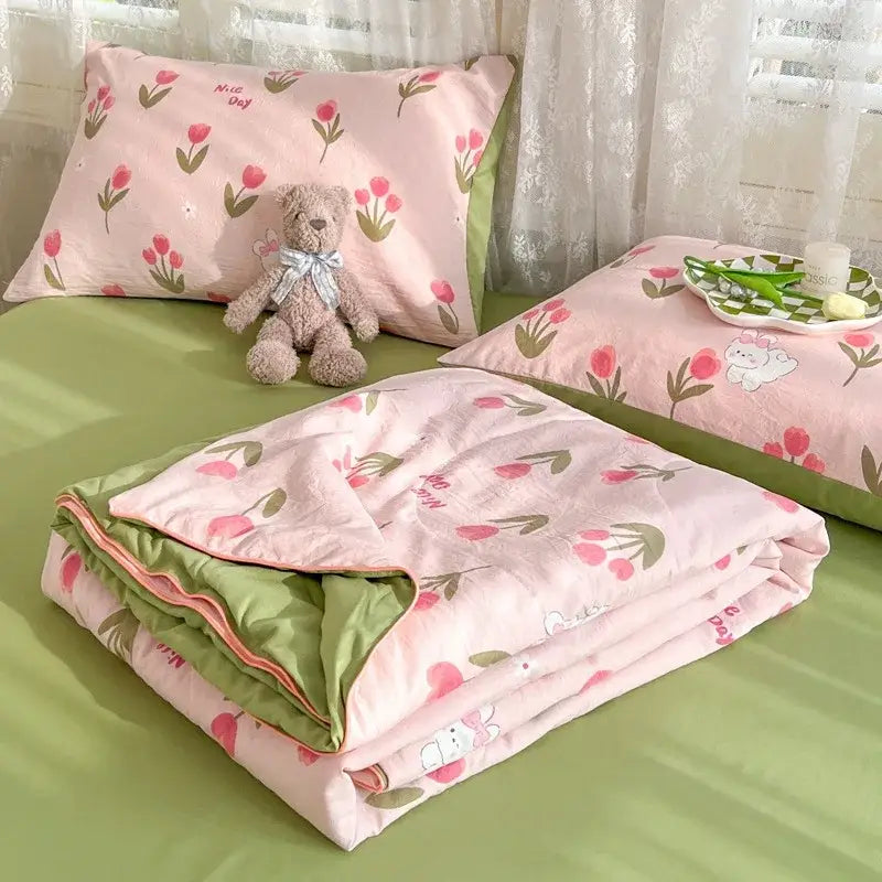 Decorbites cartoon summer cream teddy bear blanket bedroom cotton bedding