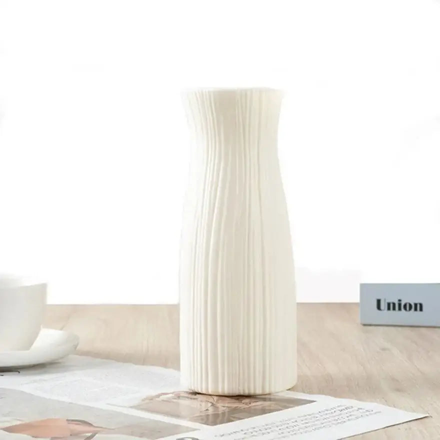 Ribbed white plastic vase imitation living room flower pot