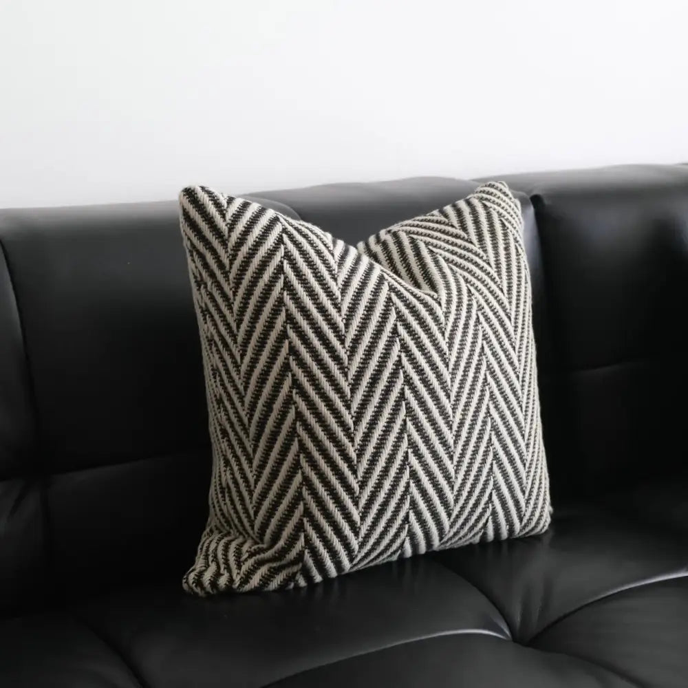 Chic pillow cover set black & white knit living room decor