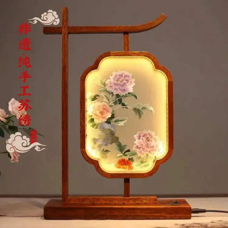 Traditional wooden embroidered desk lamp bedroom decoration screen