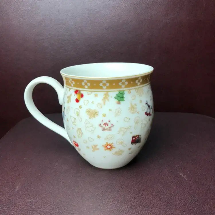 Festive red & white christmas porcelain tableware set dining room