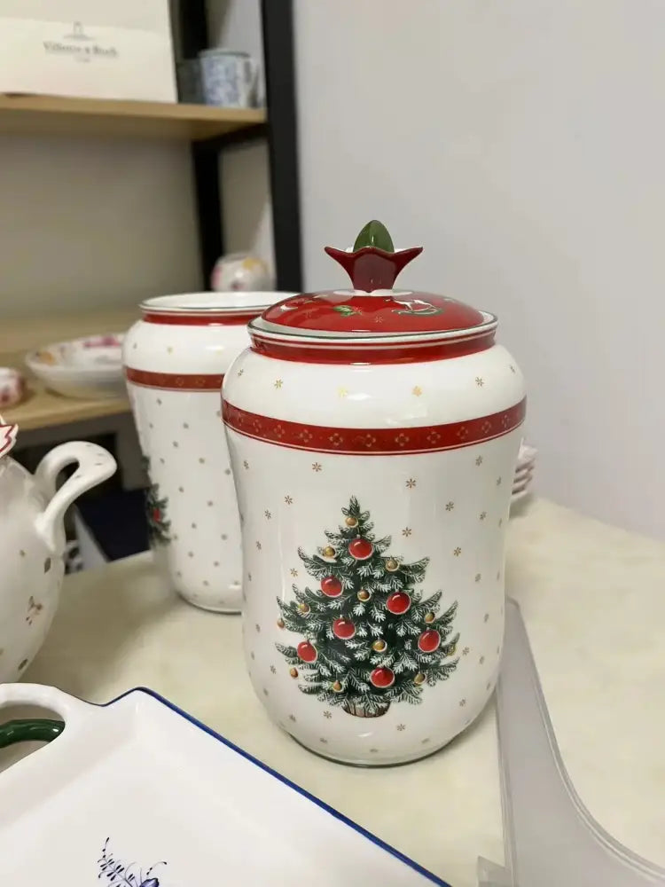 Festive red & white christmas porcelain tableware set dining room