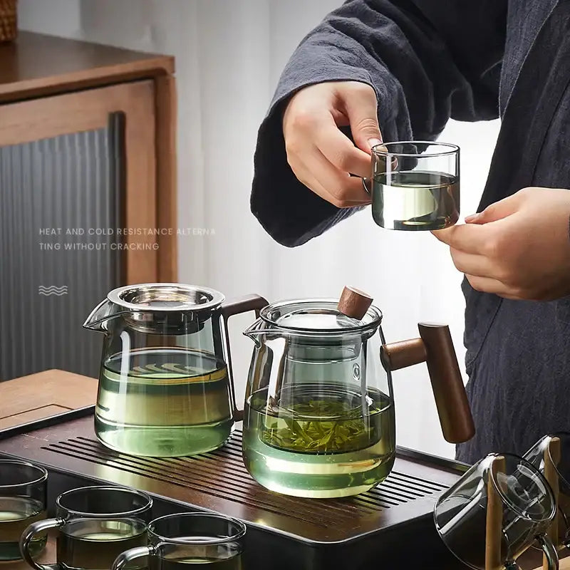 Modern glass teapot with filter and brown handle – kitchen tea set