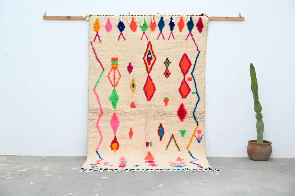 Handcrafted beige moroccan azilal rug living room geometric decor