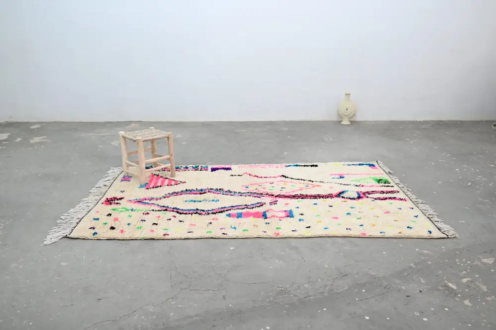Handmade traditional azilal rug beige geometric bedroom carpet