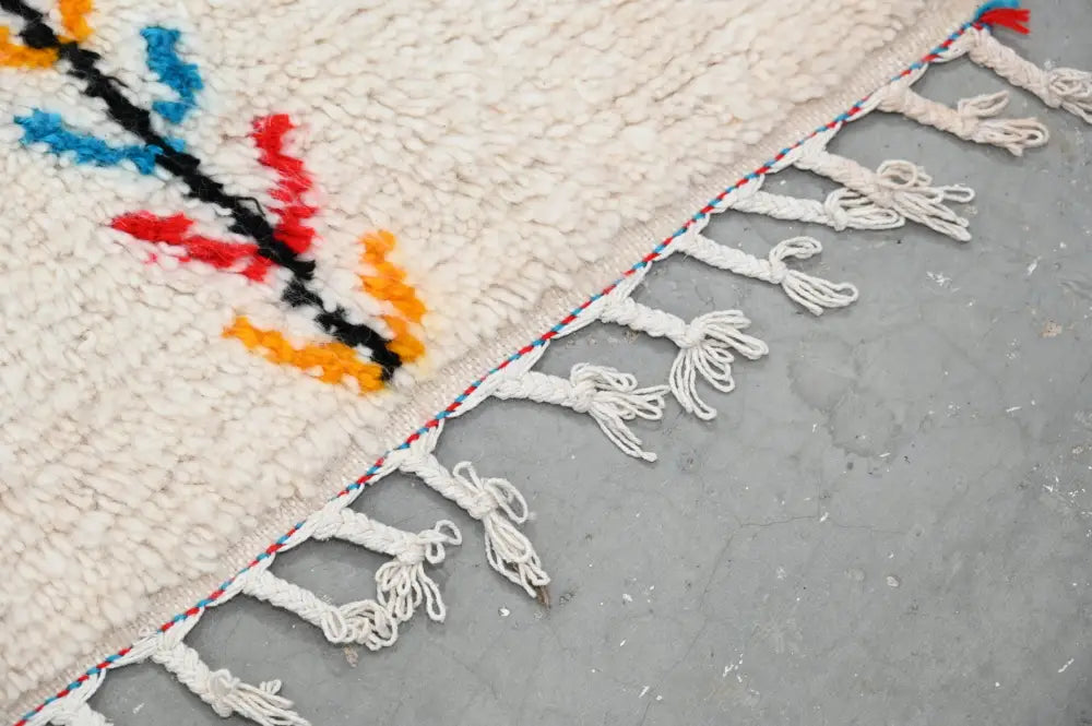 Handmade moroccan azilal rug beige geometric bedroom carpet