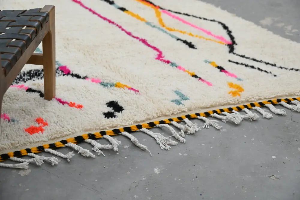 Handmade moroccan azilal rug beige abstract geometric bedroom decor