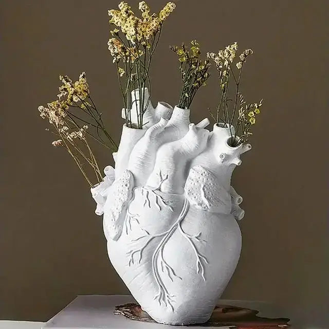 Anatomical heart shape resin vase living room decor
