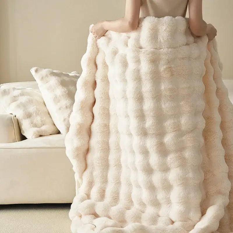 Off-white luxe faux rabbit fur blanket – bedroom cozy sofa throw