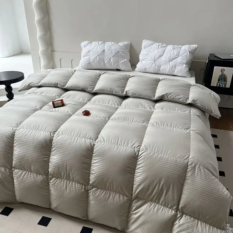 Decorbites luxe goose down white quilted comforter bedroom duvet