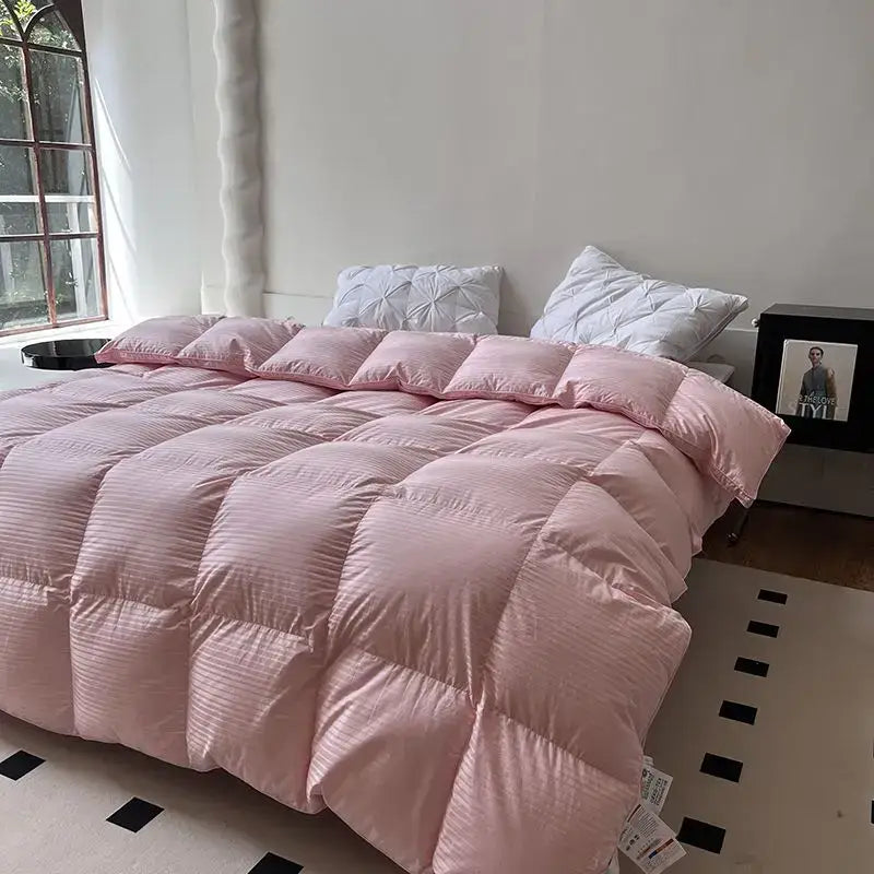 Decorbites luxe goose down white quilted comforter bedroom duvet