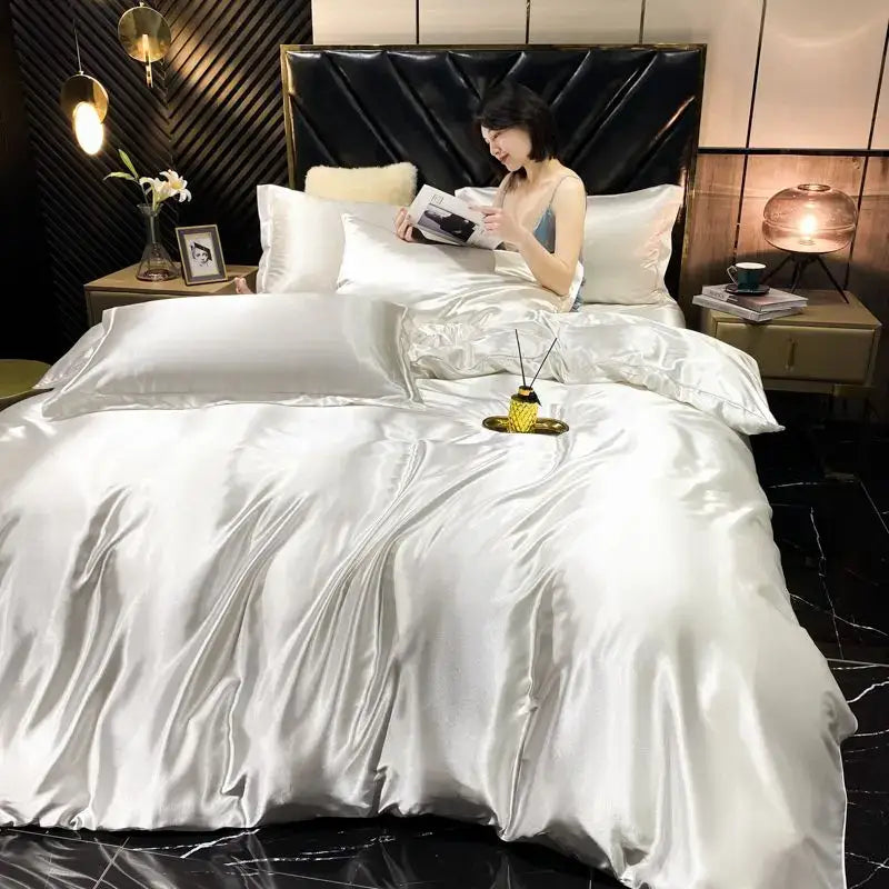 Luxurious pink satin 4 pcs duvet cover bedding set bedroom