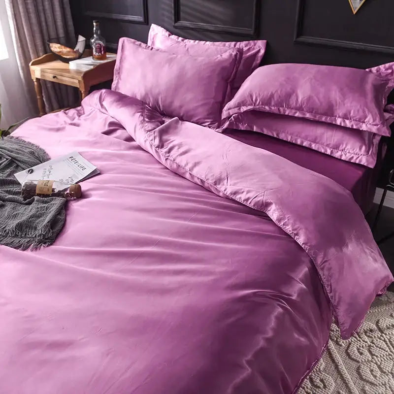 Luxurious turquoise satin silk bedding set for bedroom