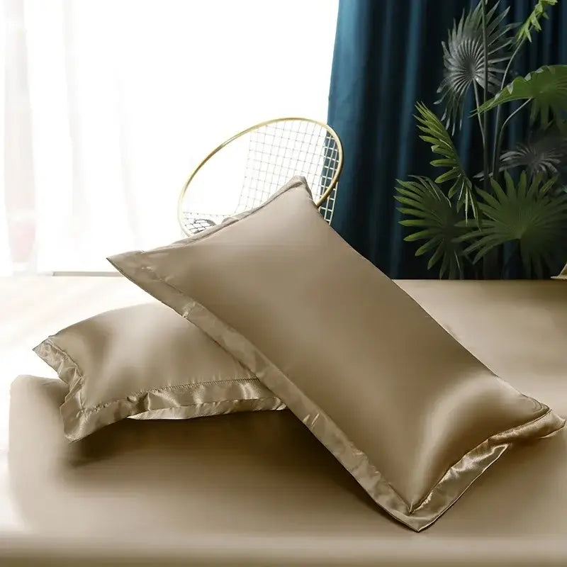 Luxurious purple satin duvet cover bedroom bedding set