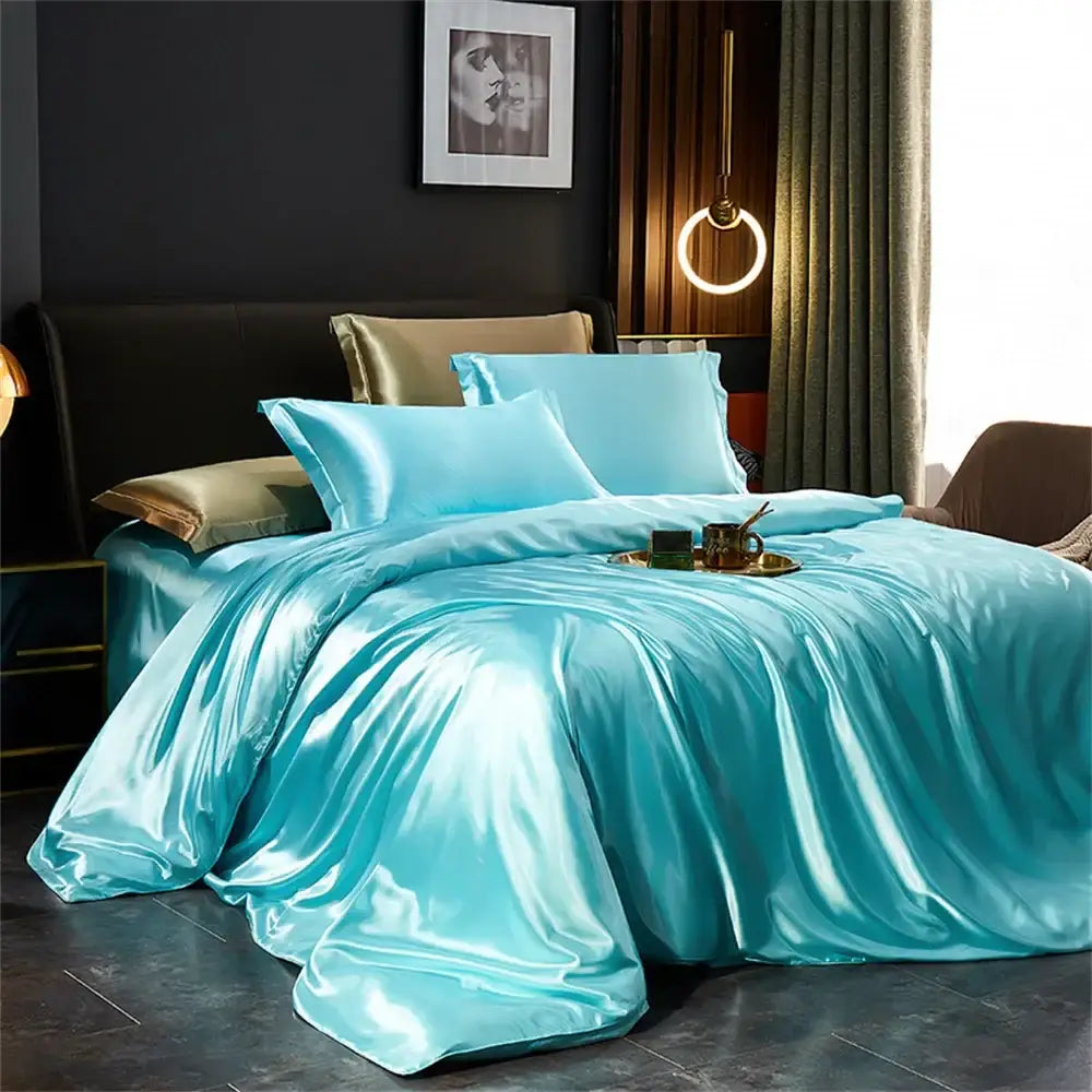 Luxurious emerald green satin duvet cover set bedroom bedding
