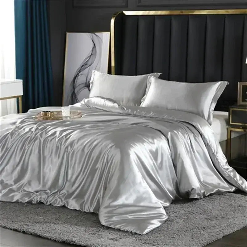 Luxury emerald green satin bedding set with fitted sheet bedroom
